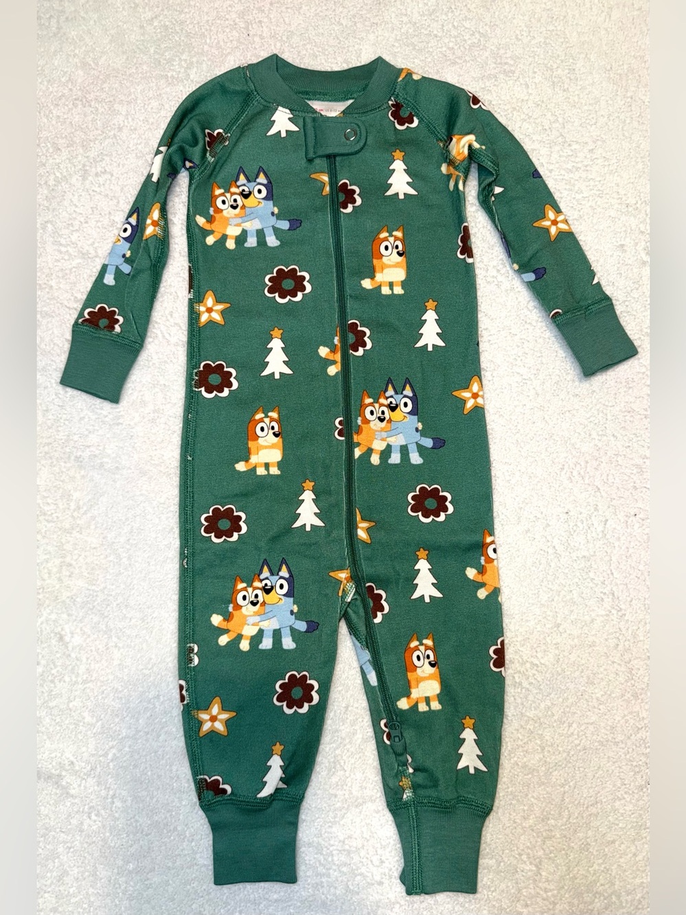 Hanna Andersson Bluey Holiday HannaJams Sleeper, size 6-12 mos, NWT